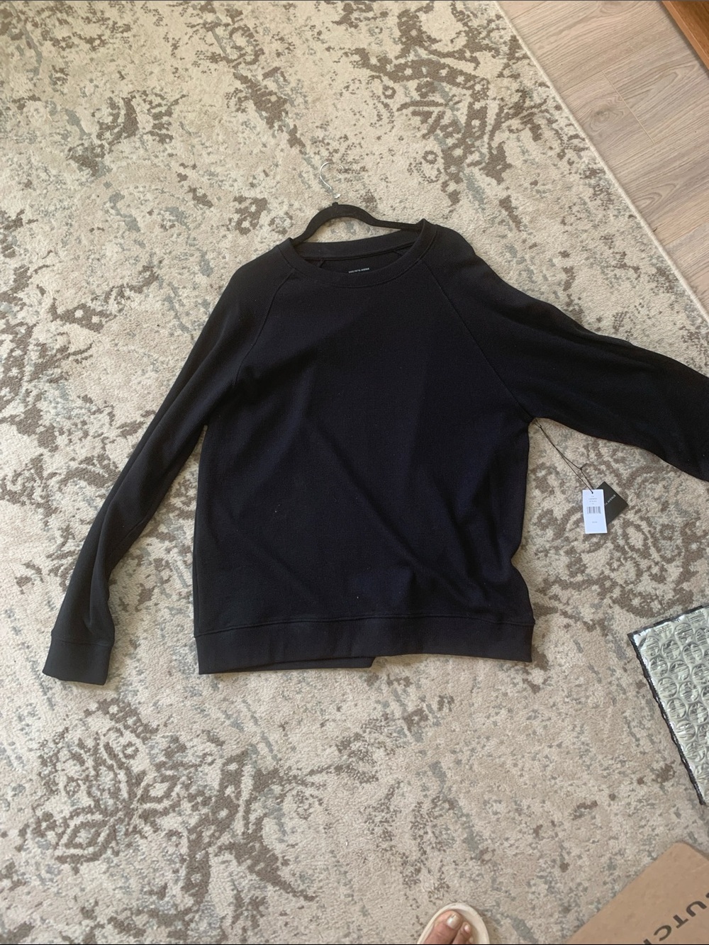 Men’s Saks Fifth Avenue Black Crewneck Sweater